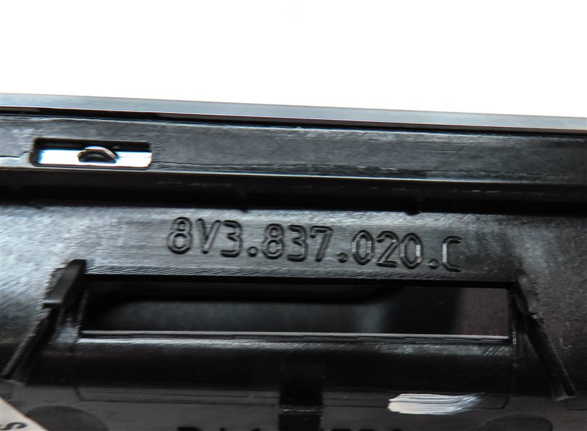 Thumbnail 6: 15-20 AUDI A3 S3 (8V) REAR RIGHT INTERIOR DOOR HANDLE w/ LOCK SWITCH BUTTON