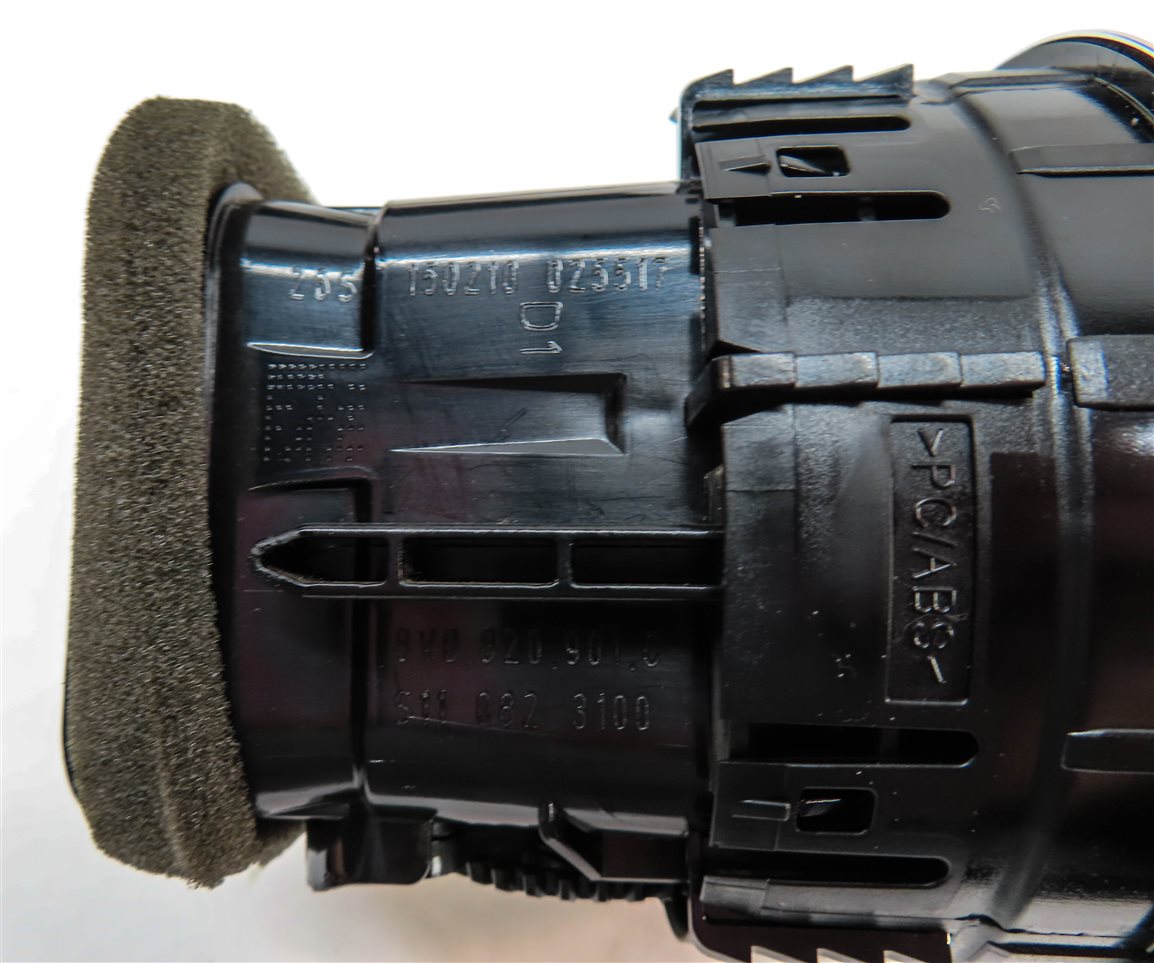 Thumbnail 5: 15 AUDI S3 (8V) FRONT LEFT CENTER RIGHT DASH HEAT AIR AC HVAC VENT SET/4 (Black)