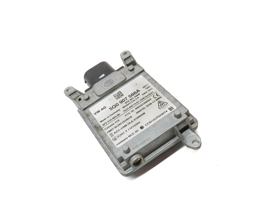 Thumbnail 3: 2015-2016 AUDI A3 S3 (8V) BLIND SPOT RADAR SENSOR MODULE (MASTER)