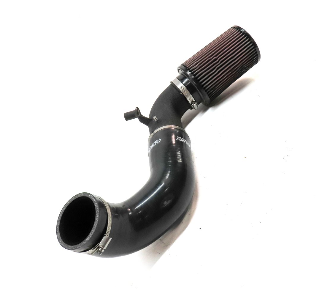 Thumbnail 3: 2015 AUDI S3 (8V) 2.0L (CYFB) ENGINE AIR INTAKE HOSE TUBE & FILTER ASSEMBLY