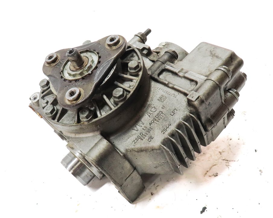 Thumbnail 3: 2016-2018 AUDI A3 (8V) QUATTRO AWD FRONT TRANSFER CASE ANGLE GEAR DRIVE