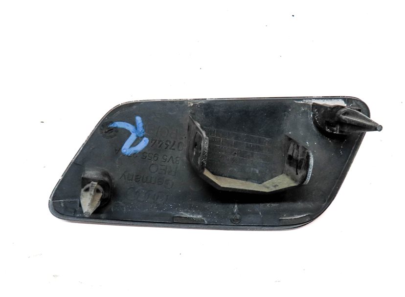 Thumbnail 4: 15 AUDI S3 (8V) FRONT RIGHT HEADLIGHT WASHER SQUIRTER NOZZLE TRIM COVER (White)