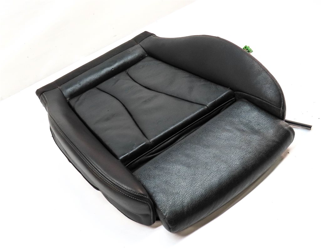 Thumbnail 3: 2015 AUDI S3 (8V) FRONT RIGHT PASSENGER LOWER HEATED SEAT CUSHION (Black)