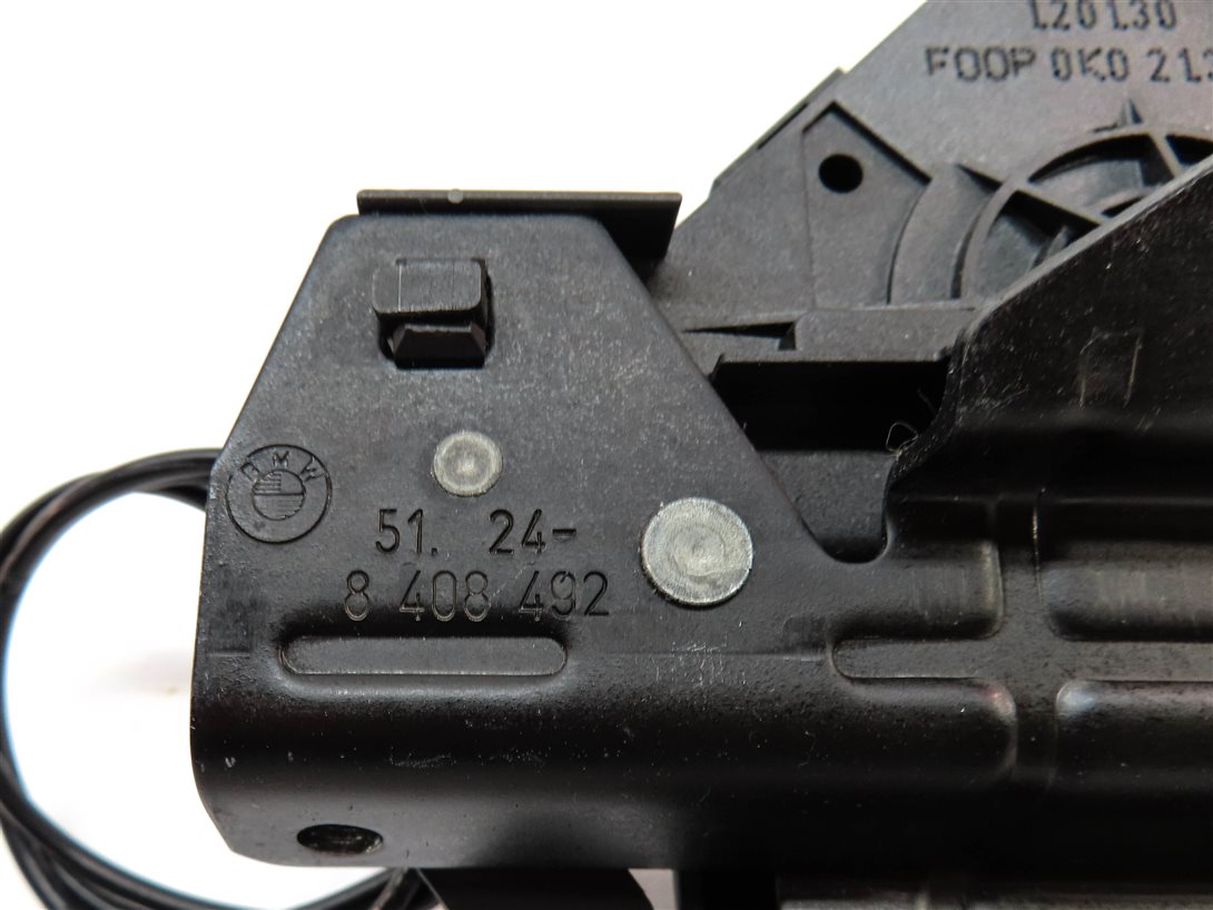 Thumbnail 6: 2012 RANGE ROVER (L322) REAR CARGO TRUNK LID UPPER LOCK LATCH ACTUATOR