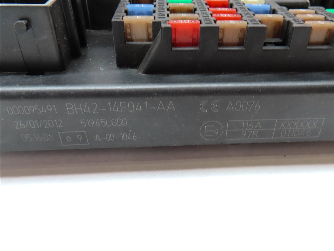 Thumbnail 13: 2010-2012 RANGE ROVER (L322) 5.0L SUPERCHARGED ENGINE IMMOBILIZER MODULE KEY SET