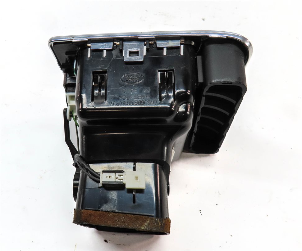 Thumbnail 5: 12 RANGE ROVER (L322) FRONT RIGHT PASSENGER DASH OUTER HEAT AIR AC VENT (Black)