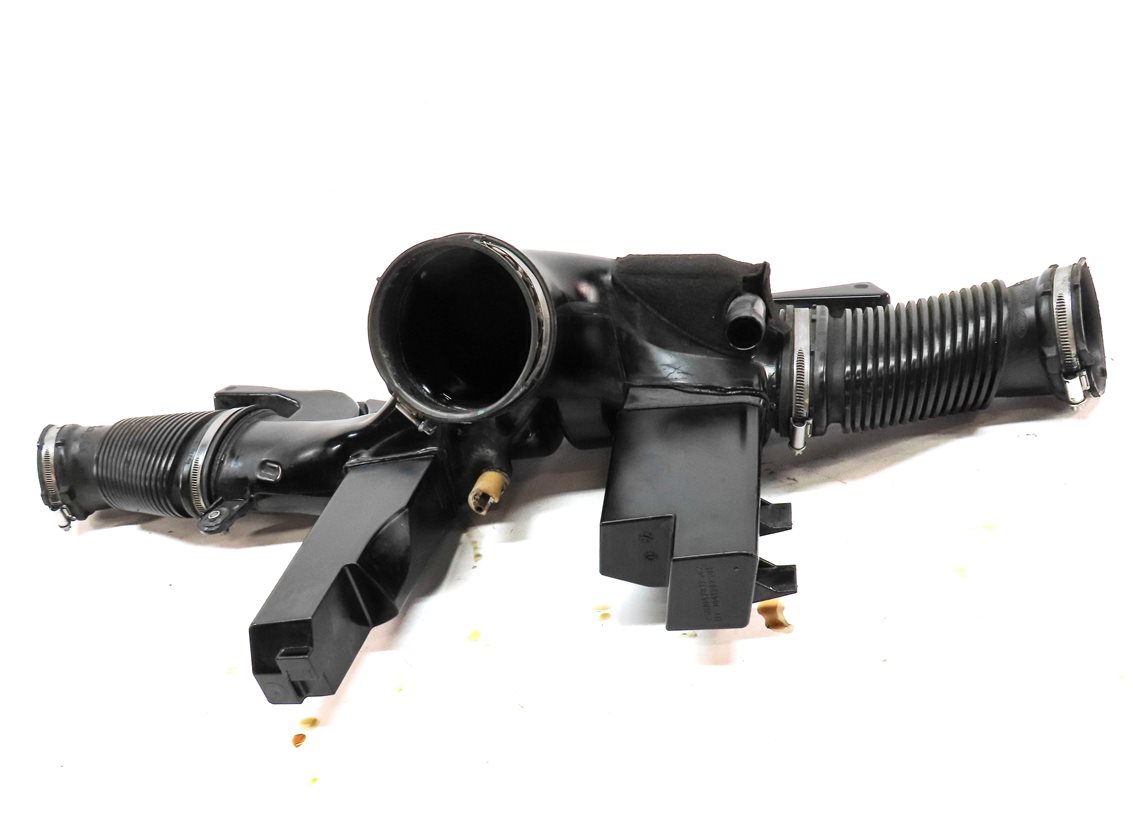 Thumbnail 2: 2012 RANGE ROVER (L322) 5.0L SUPER ENGINE AIR INTAKE RESONATOR DAMPER BOX TUBE