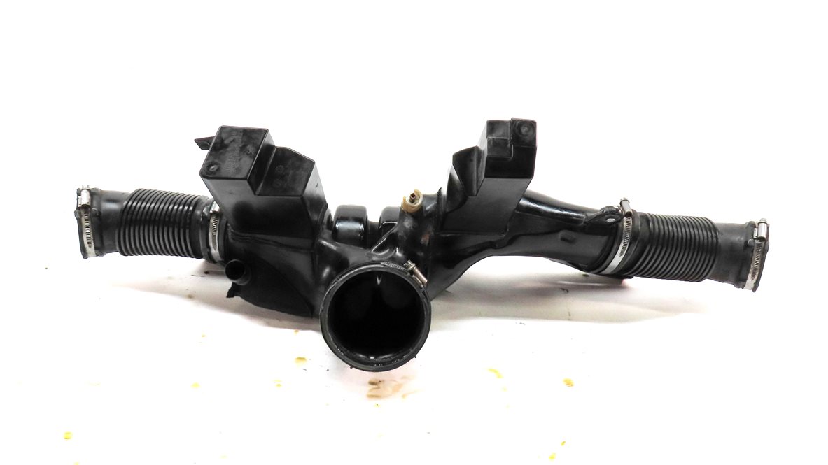 Thumbnail 6: 2012 RANGE ROVER (L322) 5.0L SUPER ENGINE AIR INTAKE RESONATOR DAMPER BOX TUBE