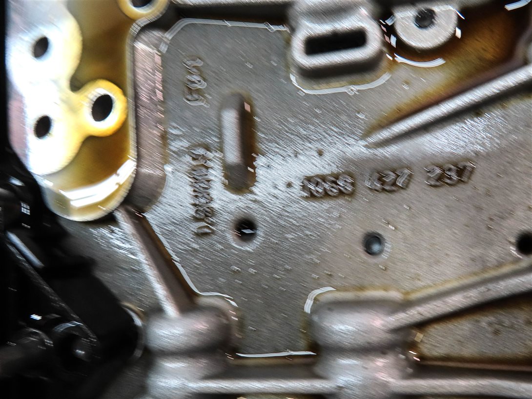 Thumbnail 4: 12-13 RANGE ROVER SPORT (L320 L322) 5.0L SUPER AUTOMATIC TRANSMISSION VALVE BODY