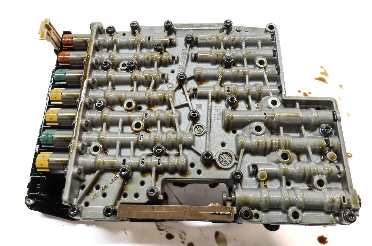 Thumbnail 7: 12-13 RANGE ROVER SPORT (L320 L322) 5.0L SUPER AUTOMATIC TRANSMISSION VALVE BODY