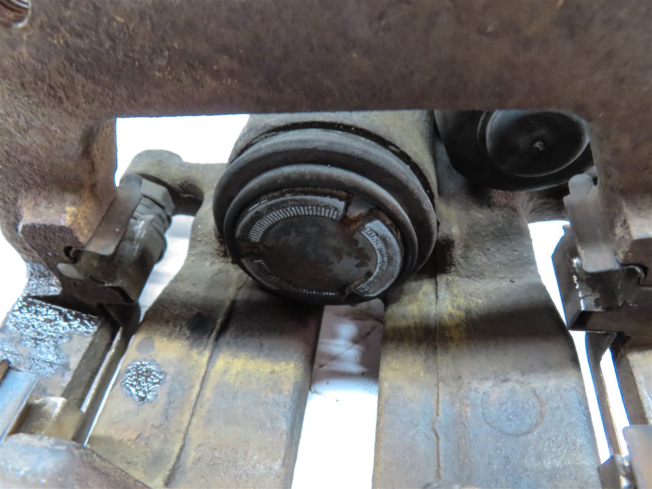 Thumbnail 7: 2012-2018 AUDI A6 A7 (C7 4G8) LEFT DRIVER REAR DISC BRAKE CALIPER (300mm ROTOR)