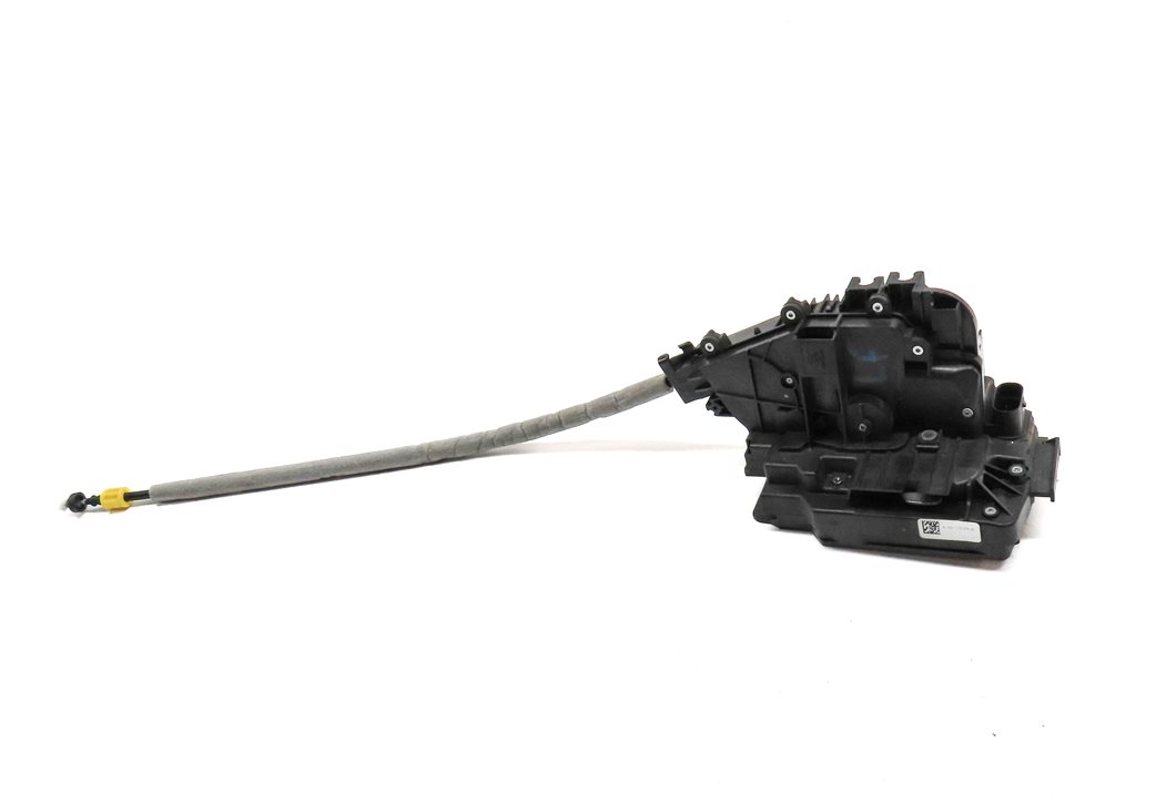 Thumbnail 2: 15-22 MERCEDES C300 C350 C400 C450 E300 E350 E400 E450 GLC300 DRIVER DOOR LATCH