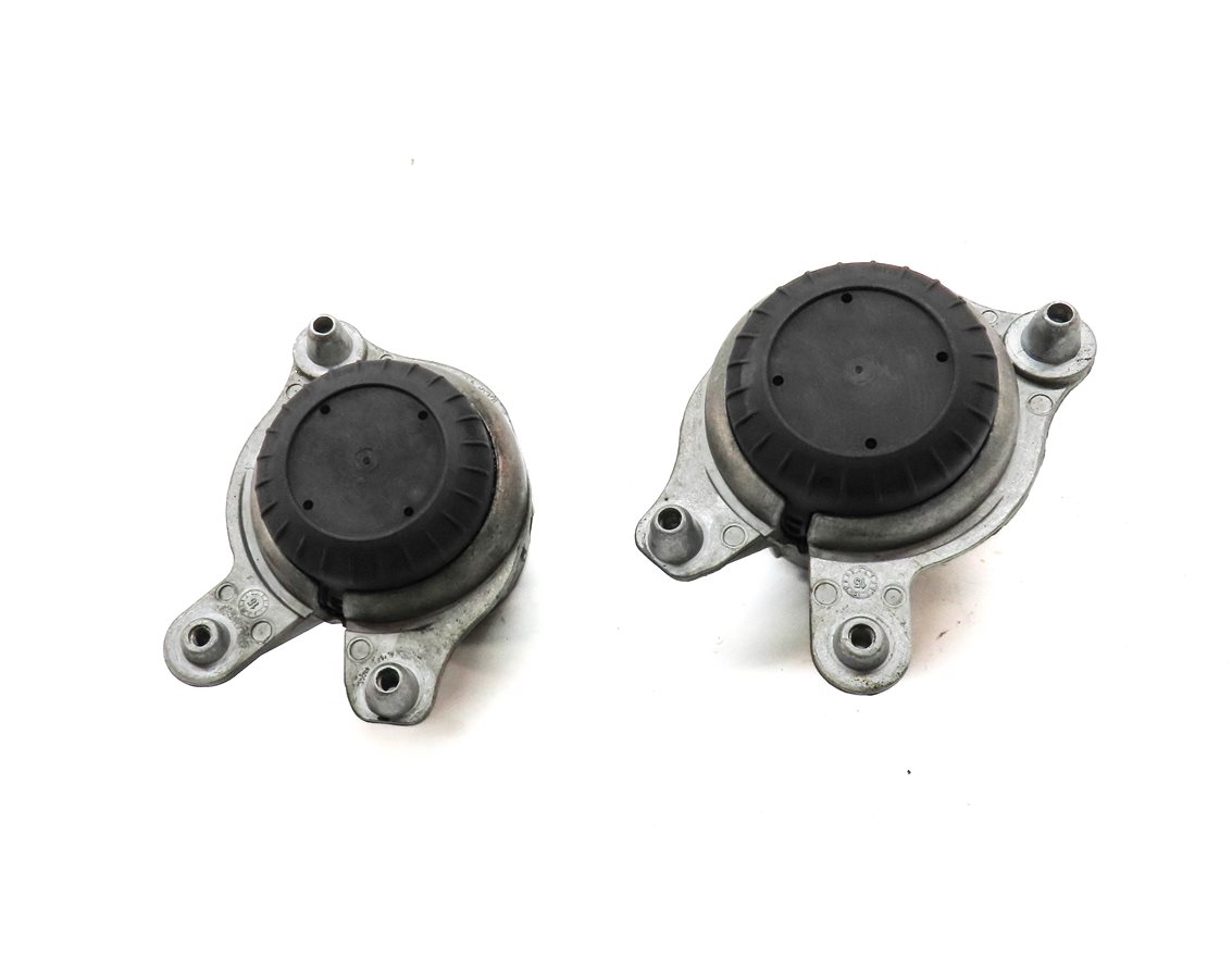 Thumbnail 2: 2015 MERCEDES C300 (W205) 2.0L (274.920) LEFT & RIGHT ENGINE MOTOR MOUNT SET/2