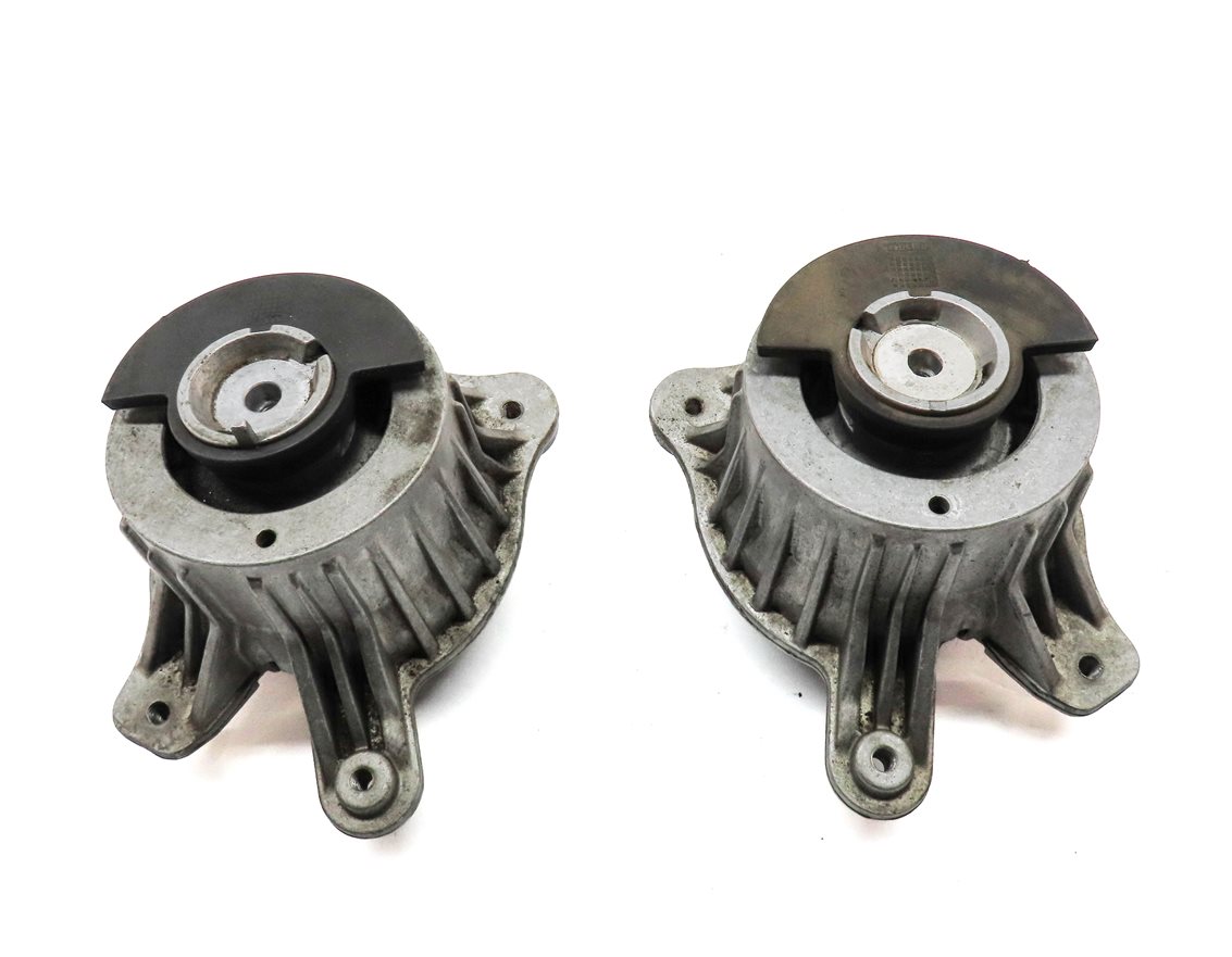 Thumbnail 5: 2015 MERCEDES C300 (W205) 2.0L (274.920) LEFT & RIGHT ENGINE MOTOR MOUNT SET/2