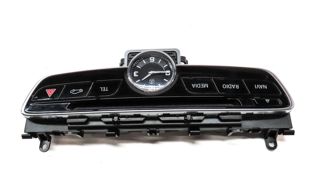 Thumbnail 4: 2015 MERCEDES C300 (W205) FRONT CENTER DASH CLOCK MEDIA PHONE CONTROL PANEL