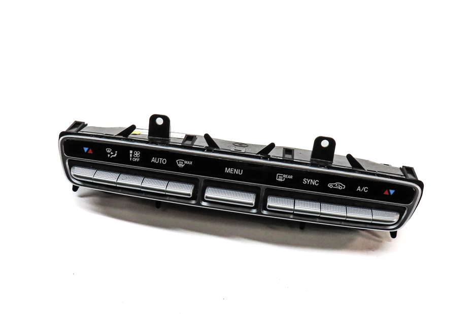 Thumbnail 1: 2015-2021 MERCEDES C300 C400 C450 GLC300 (W205 X253) TEMPERATURE CONTROL PANEL