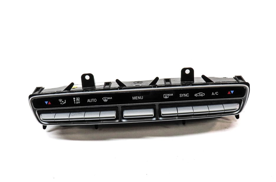 Thumbnail 2: 2015-2021 MERCEDES C300 C400 C450 GLC300 (W205 X253) TEMPERATURE CONTROL PANEL