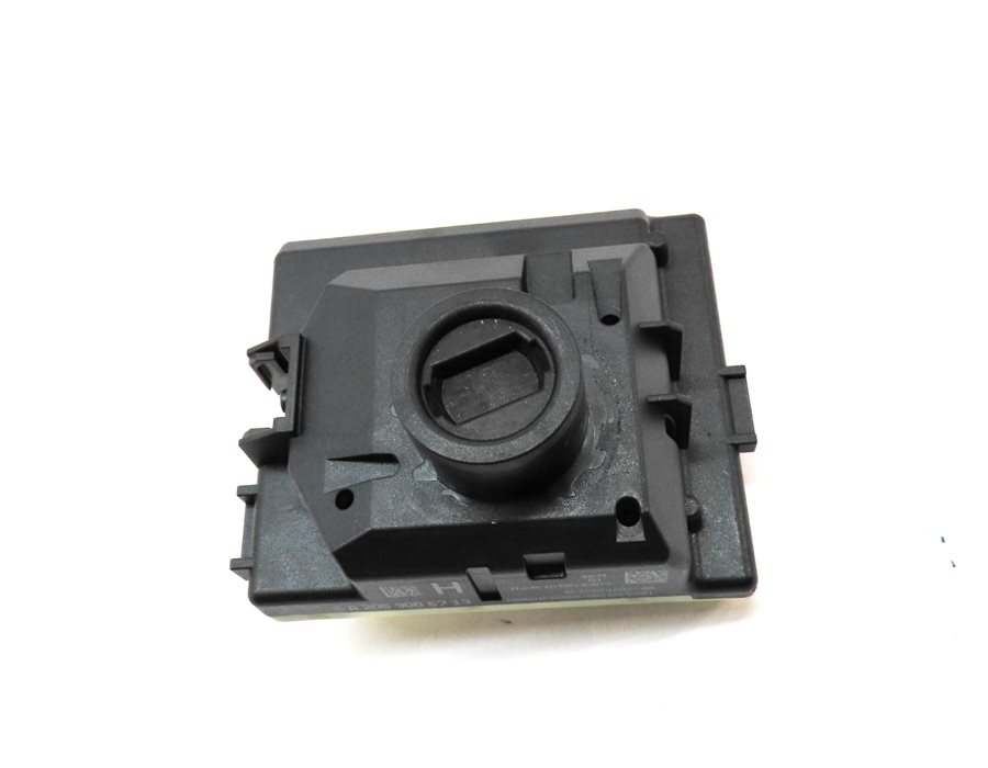 Thumbnail 2: 2018-2019 MERCEDES BENZ C300 GLC300 GLC350e (W205 X253) IGNITION SWITCH MODULE