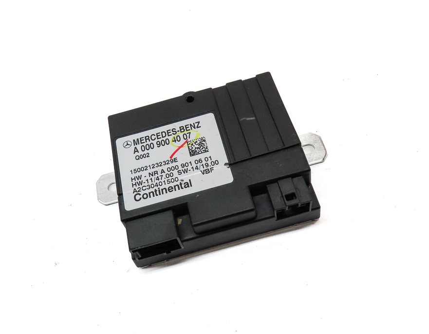 Thumbnail 3: 2015 MERCEDES C300 (W205) 2.0L (274.920) FUEL PUMP CONTROL MODULE