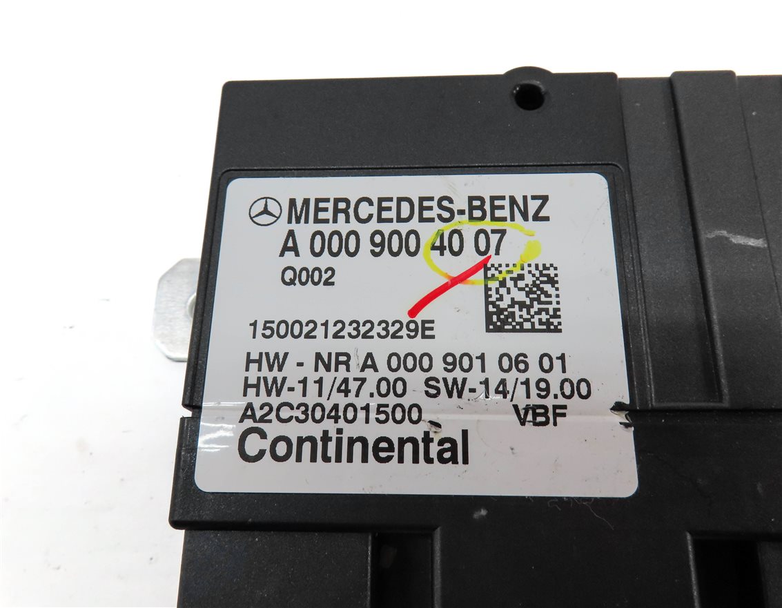 Thumbnail 4: 2015 MERCEDES C300 (W205) 2.0L (274.920) FUEL PUMP CONTROL MODULE