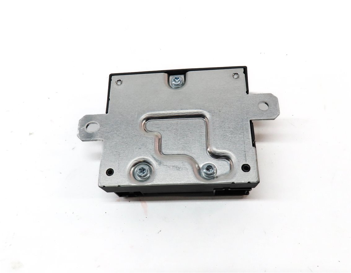 Thumbnail 5: 2015 MERCEDES C300 (W205) 2.0L (274.920) FUEL PUMP CONTROL MODULE