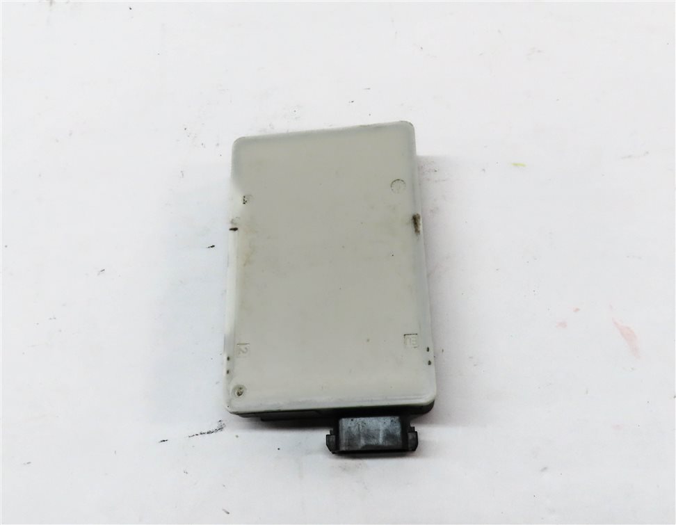 Thumbnail 5: 2015-2016 MERCEDES C300 C350 C400 C450 C63 (W205) REAR BLIND SPOT RADAR MODULE