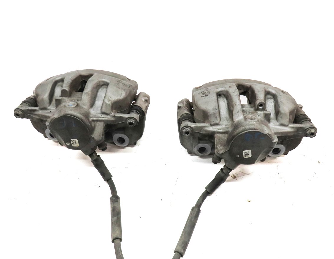 Thumbnail 4: 2015-2021 MERCEDES C300 E300 (W205 W213) FRONT LEFT & RIGHT BRAKE CALIPER SET
