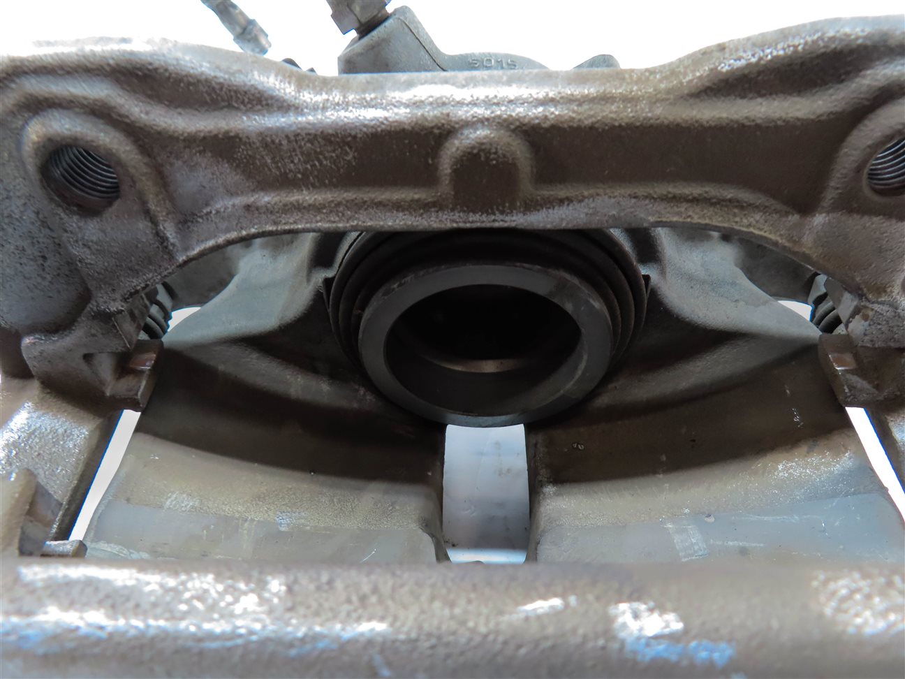 Thumbnail 7: 2015-2021 MERCEDES C300 E300 (W205 W213) FRONT LEFT & RIGHT BRAKE CALIPER SET