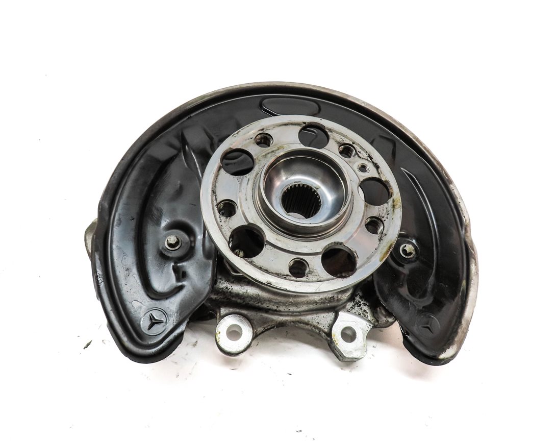 Thumbnail 5: 2015-2021 MERCEDES C300 C350 C400 (W205) SEDAN LEFT REAR SPINDLE KNUCKLE HUB