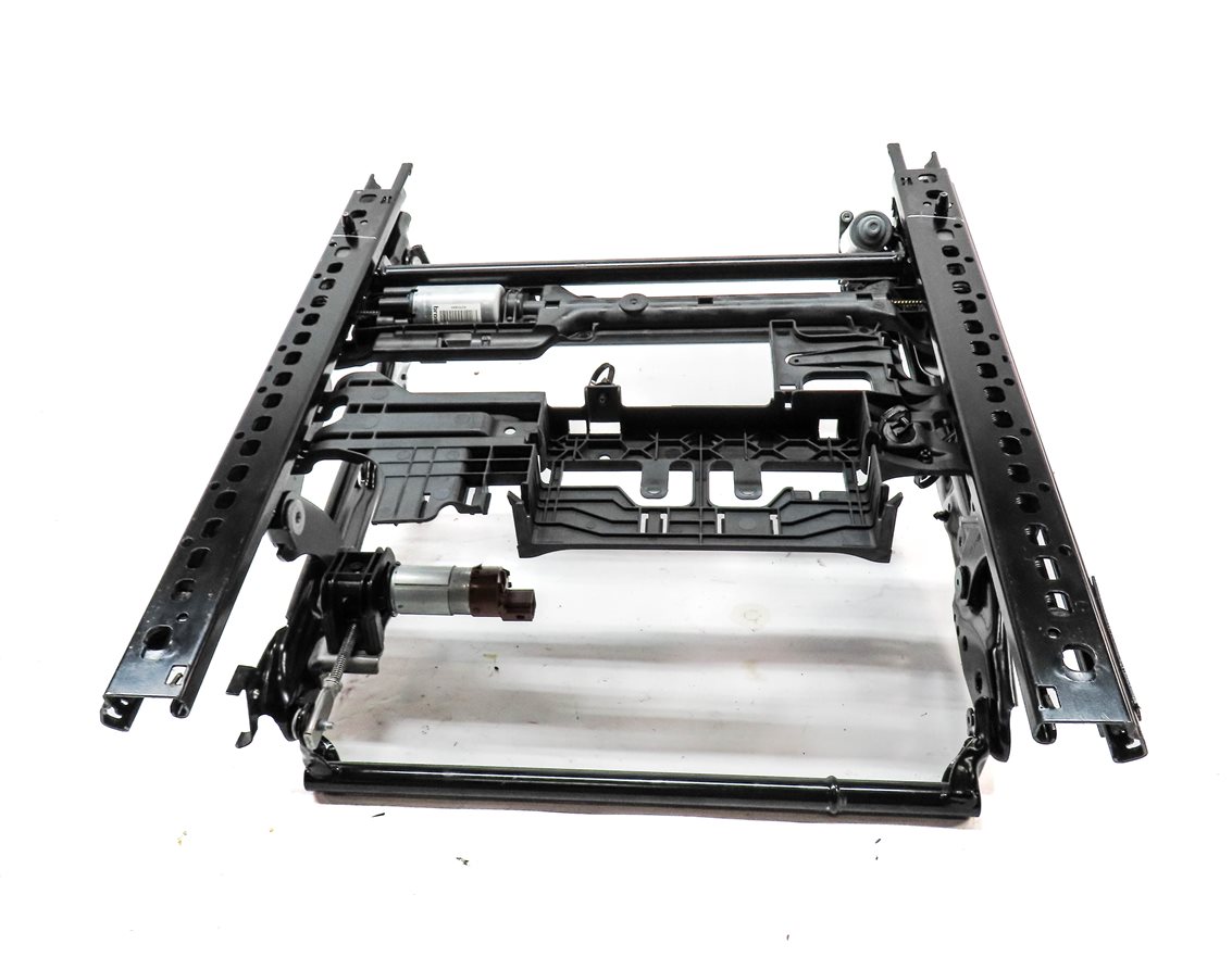 Thumbnail 6: 2015-2017 MERCEDES C300 C350 C400 C450 (W205) LEFT DRIVER SEAT TRACK w/ MOTORS