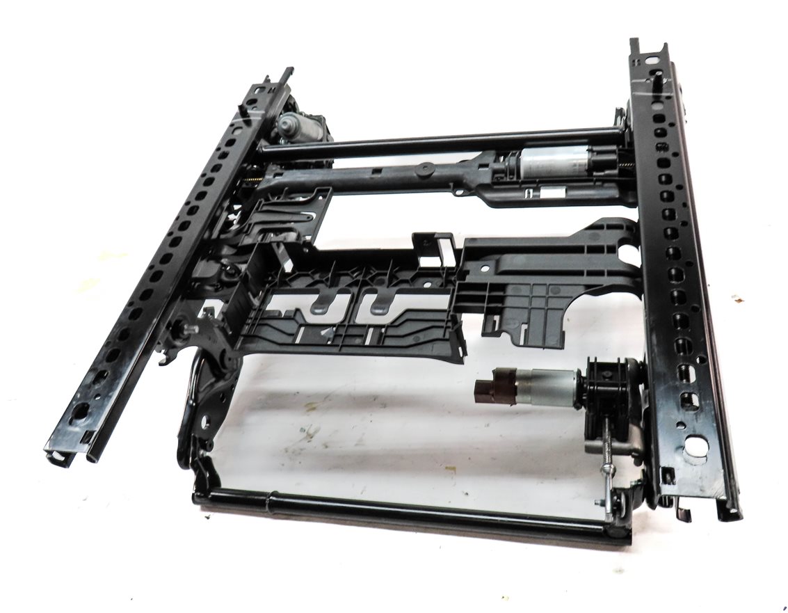 Thumbnail 7: 2015-2017 MERCEDES C CLASS (W205) FRONT RIGHT PASSENGER SEAT TRACK w/ MOTORS
