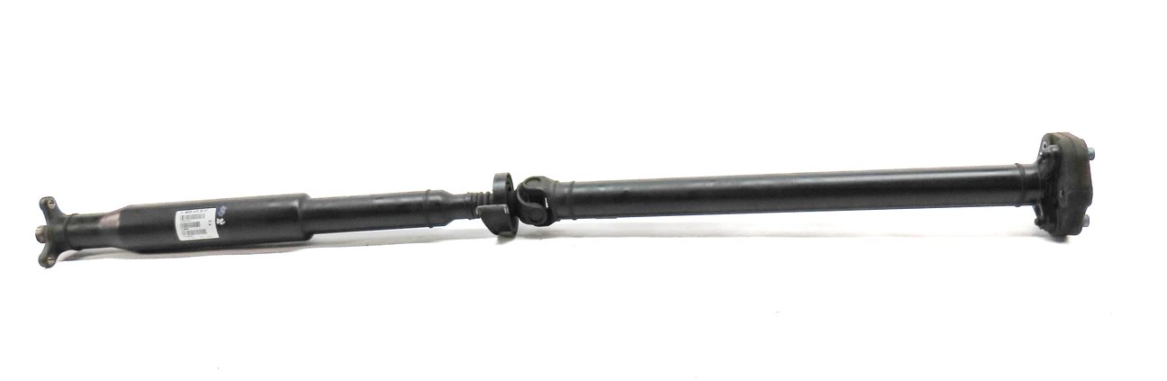 Thumbnail 2: 15-17 MERCEDES C300 W205 2.0T AUTO TRANS RWD COUPE SEDAN DRIVE SHAFT DRIVESHAFT