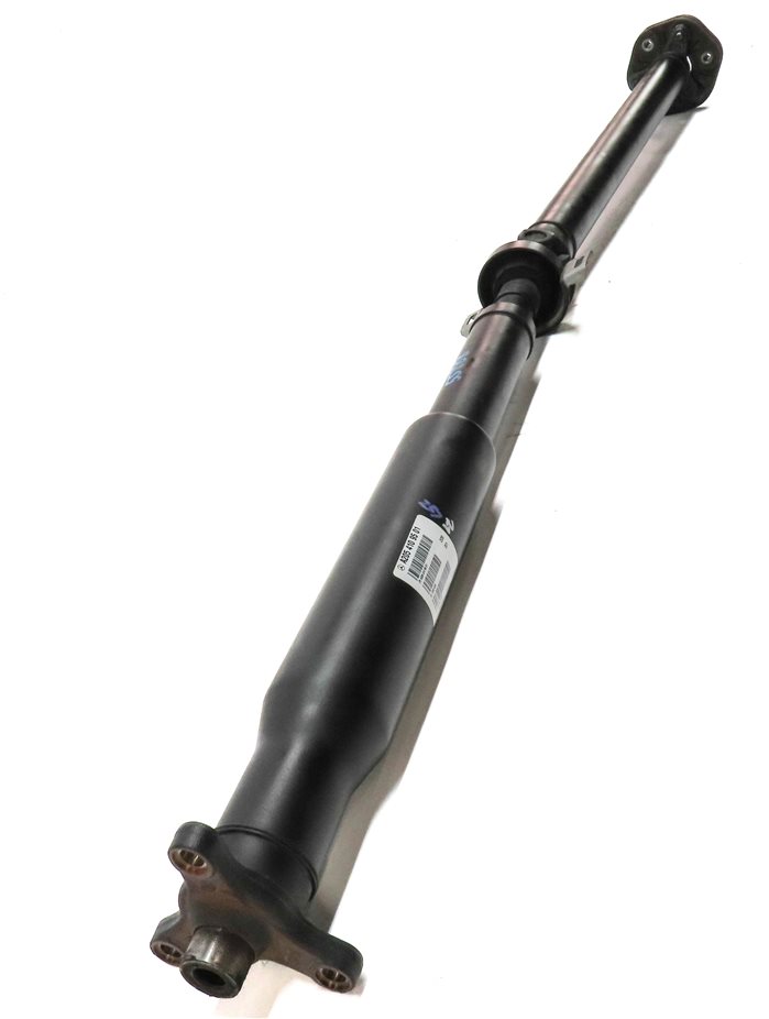 Thumbnail 4: 15-17 MERCEDES C300 W205 2.0T AUTO TRANS RWD COUPE SEDAN DRIVE SHAFT DRIVESHAFT