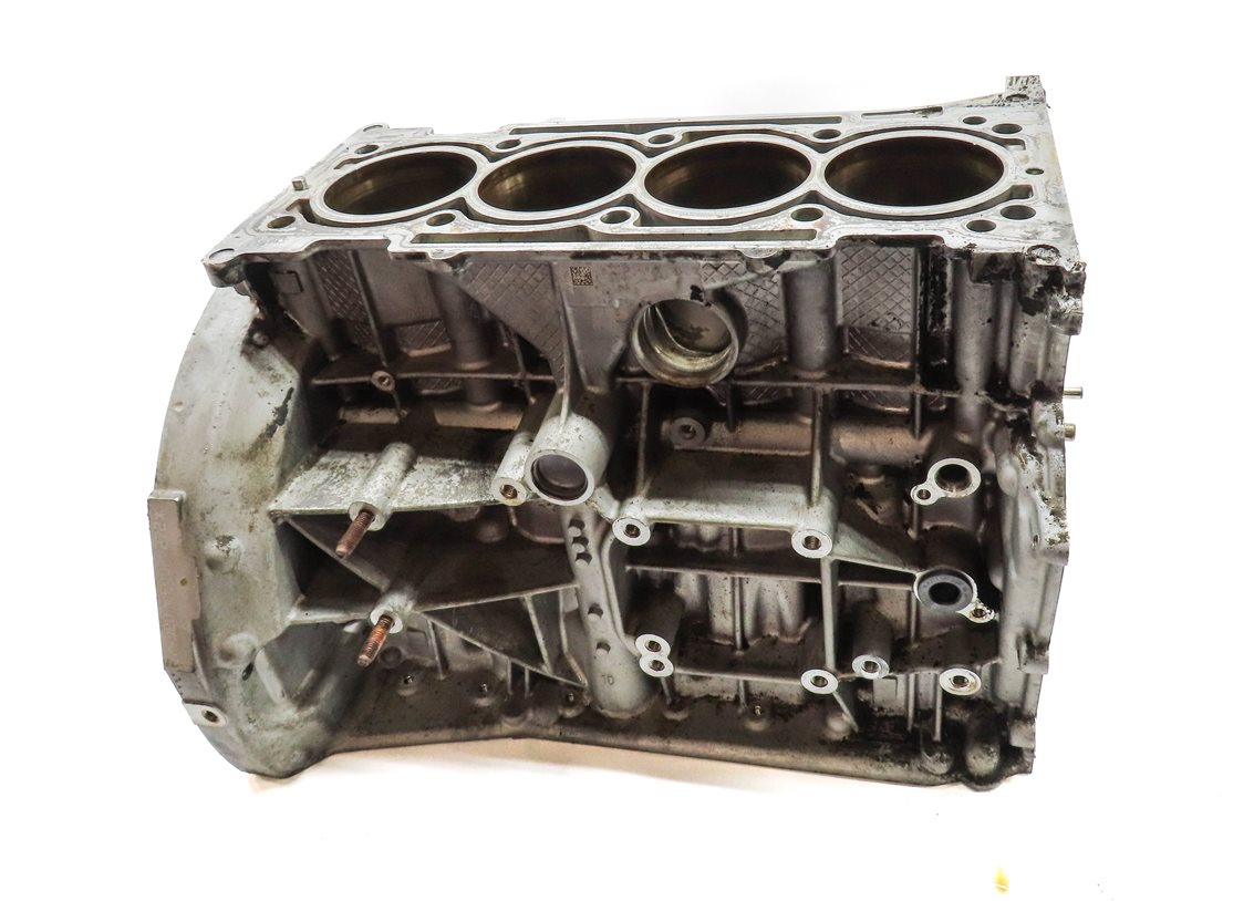 Thumbnail 2: 2015 MERCEDES C300 (W205) 2.0L (274.920) RWD ENGINE MOTOR CYLINDER BLOCK (139k)