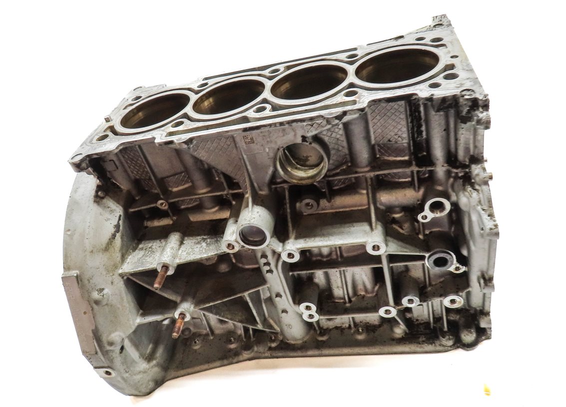 Thumbnail 3: 2015 MERCEDES C300 (W205) 2.0L (274.920) RWD ENGINE MOTOR CYLINDER BLOCK (139k)
