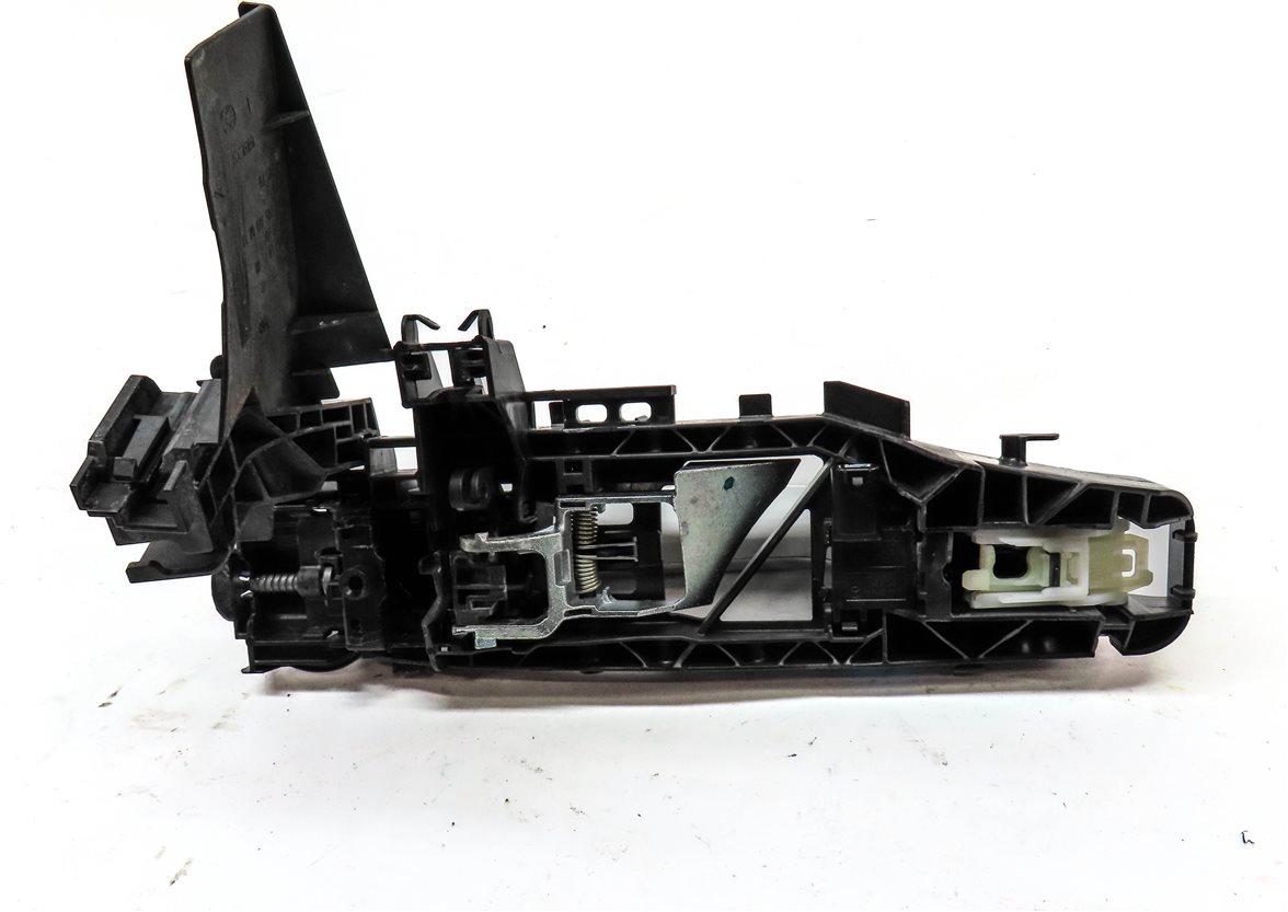 Thumbnail 5: 15-17 MERCEDES C S CLASS (W205 W222) FRONT RIGHT KEYLESS GO DOOR HANDLE (White)