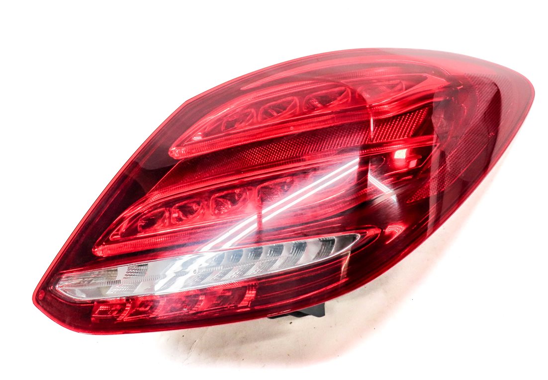 Thumbnail 3: 15-18 MERCEDES C300 C350 C400 C450 C63 (W205) RIGHT LED TAILLIGHT BRAKE LIGHT