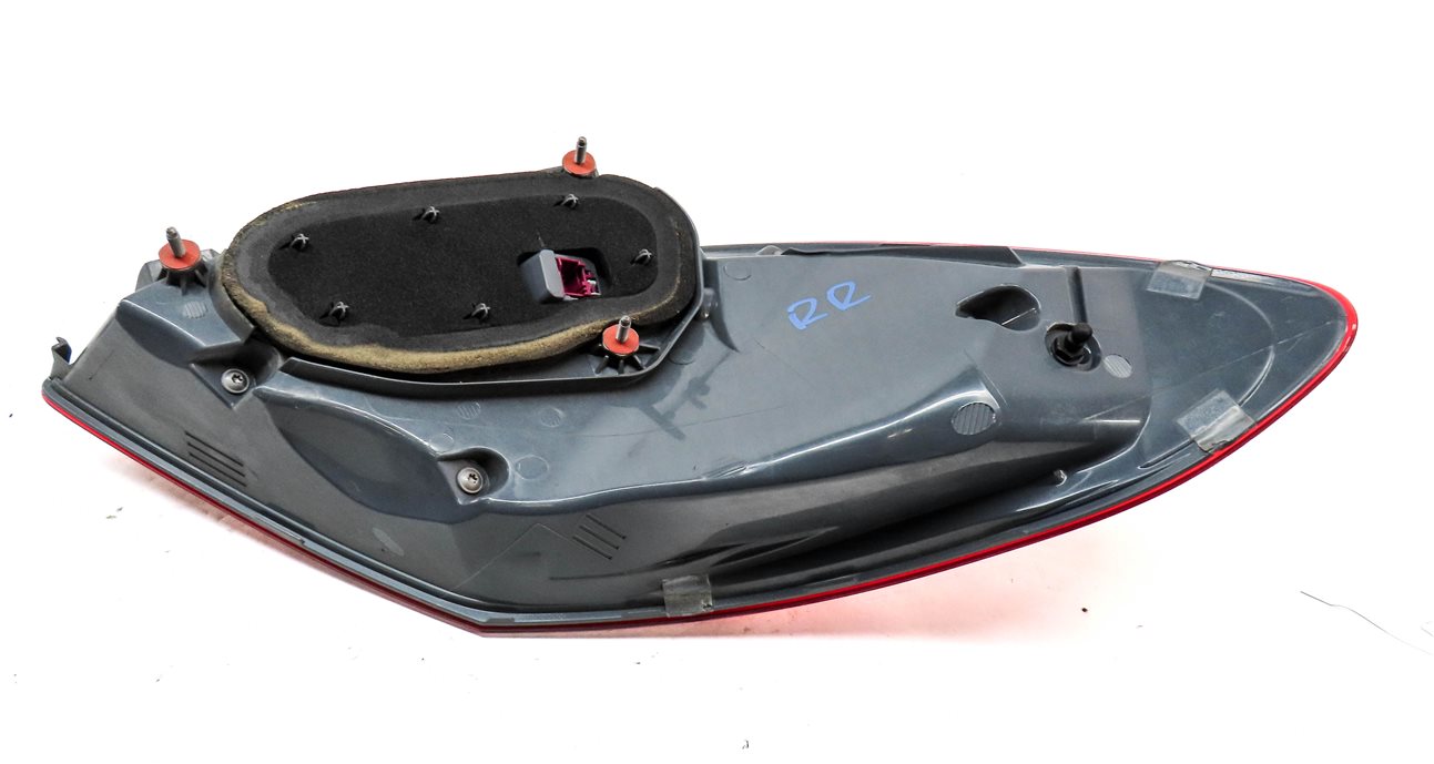 Thumbnail 4: 15-18 MERCEDES C300 C350 C400 C450 C63 (W205) RIGHT LED TAILLIGHT BRAKE LIGHT