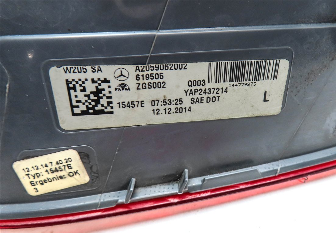 Thumbnail 5: 2015-2018 MERCEDES C300 C350 C400 C450 C63 (W205) LEFT LED TAILLIGHT BRAKE LIGHT