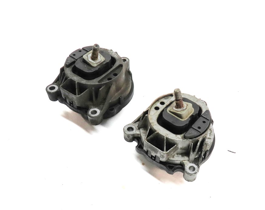 Thumbnail 1: 2014 BMW 320XI (F30) 2.0L (N20) LEFT & RIGHT ENGINE MOTOR MOUNT SET/2