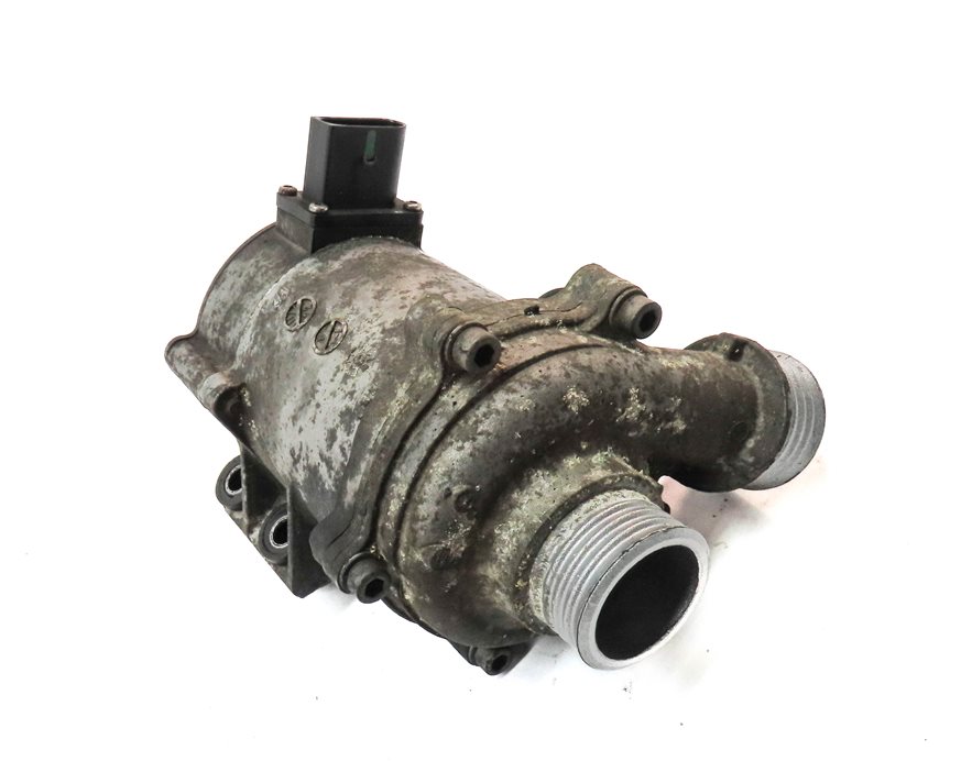Thumbnail 3: 2015 X1 F48 / 12-18 BMW 320i F30 2.0L TURBO ENGINE ELECTRIC WATER PUMP