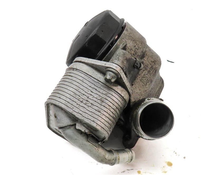 Thumbnail 4: 2014 BMW 320XI (F30) 2.0L (N20) ENGINE MOTOR OIL FLUID FILTER HOUSING w/ COOLER