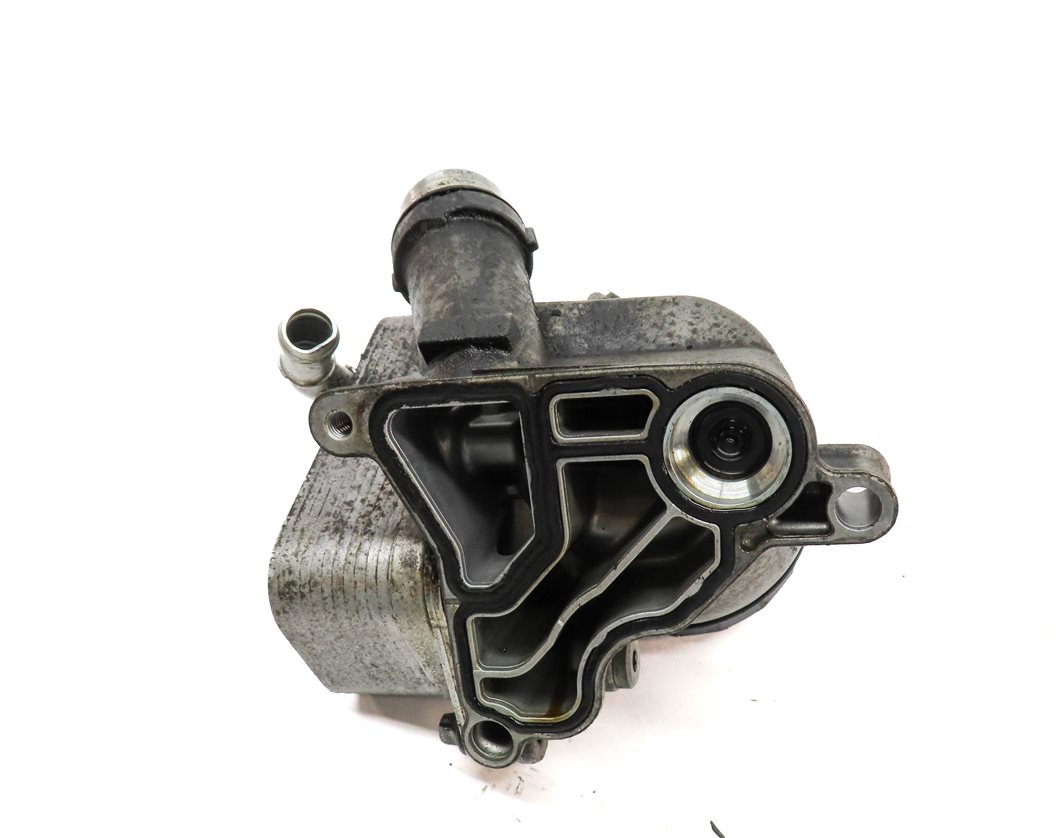 Thumbnail 6: 2014 BMW 320XI (F30) 2.0L (N20) ENGINE MOTOR OIL FLUID FILTER HOUSING w/ COOLER