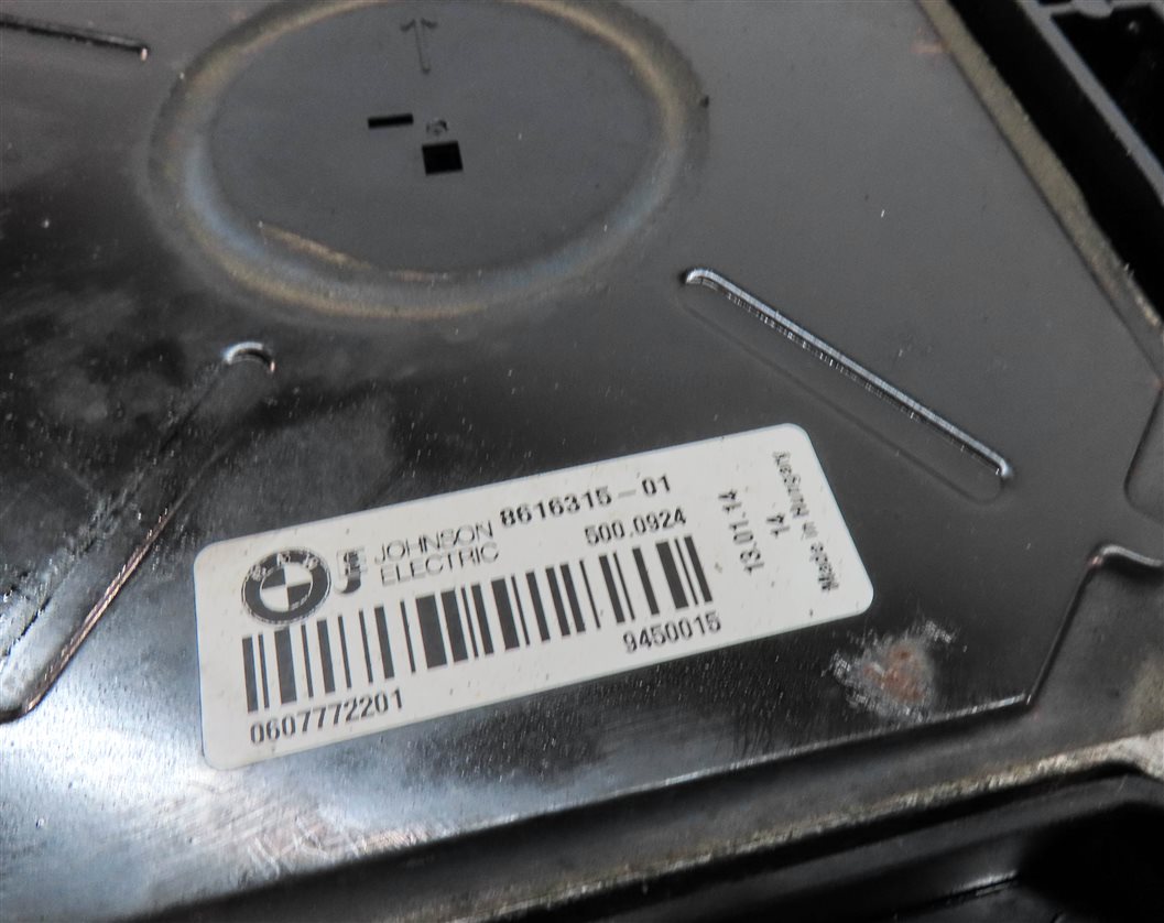 Thumbnail 6: 12-18 BMW 228i 320i (F22 F30) 2.0L TURBO ENGINE RADIATOR COOLING FAN w/ SHROUD