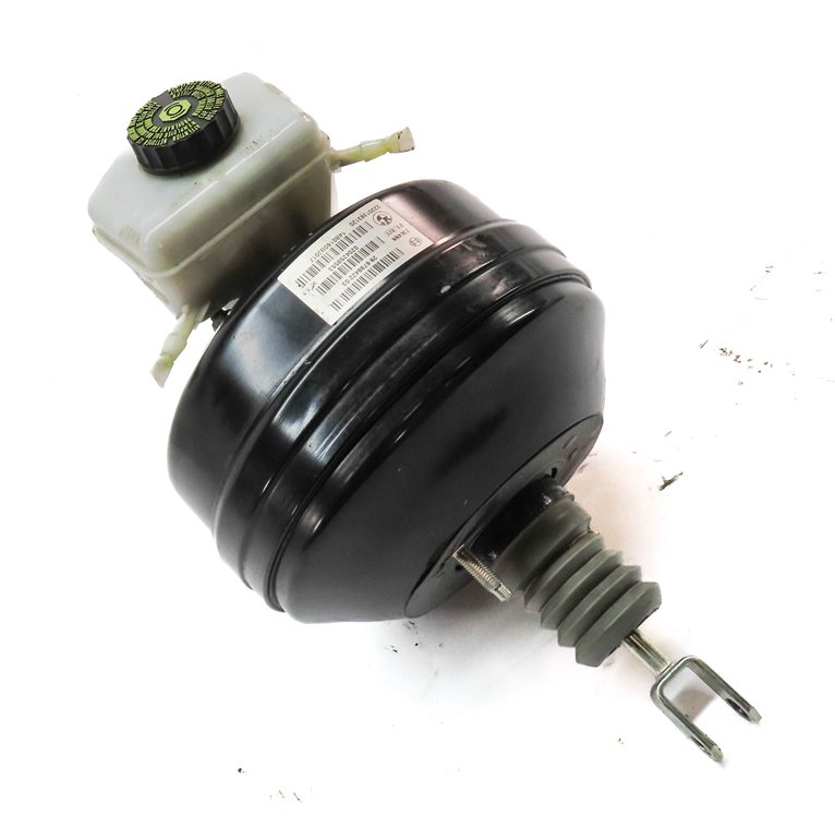 Thumbnail 3: 2014 BMW 320XI (F30) POWER BRAKE BOOSTER w/ MASTER CYLINDER