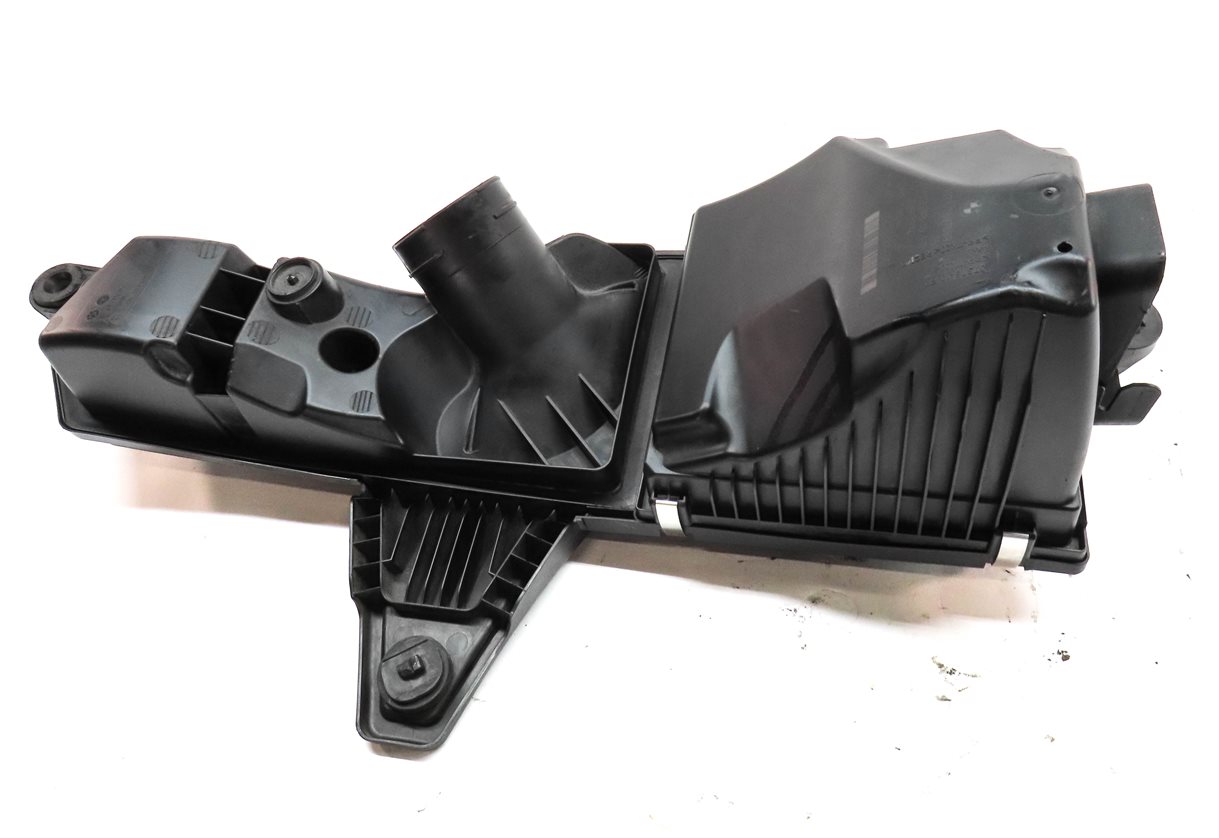 Thumbnail 5: 2012-2016 BMW 2 3 4 SERIES (F22 F30 F32) 2.0L N20 TURBO ENGINE AIR FILTER BOX