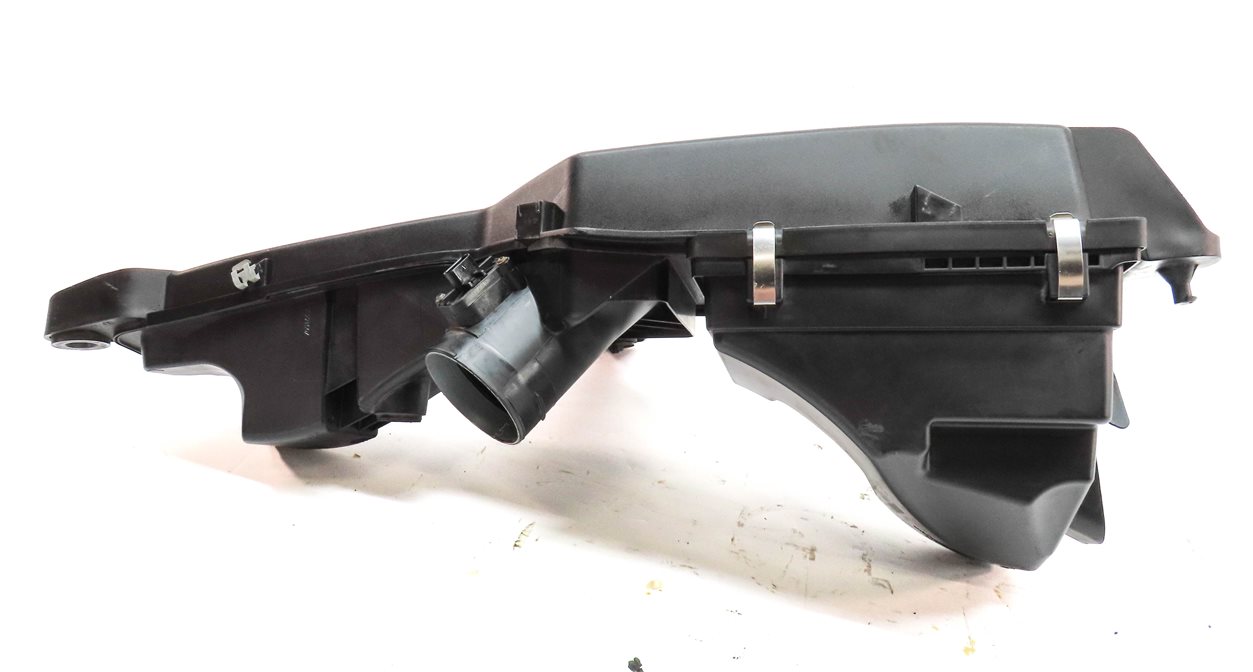 Thumbnail 6: 2012-2016 BMW 2 3 4 SERIES (F22 F30 F32) 2.0L N20 TURBO ENGINE AIR FILTER BOX