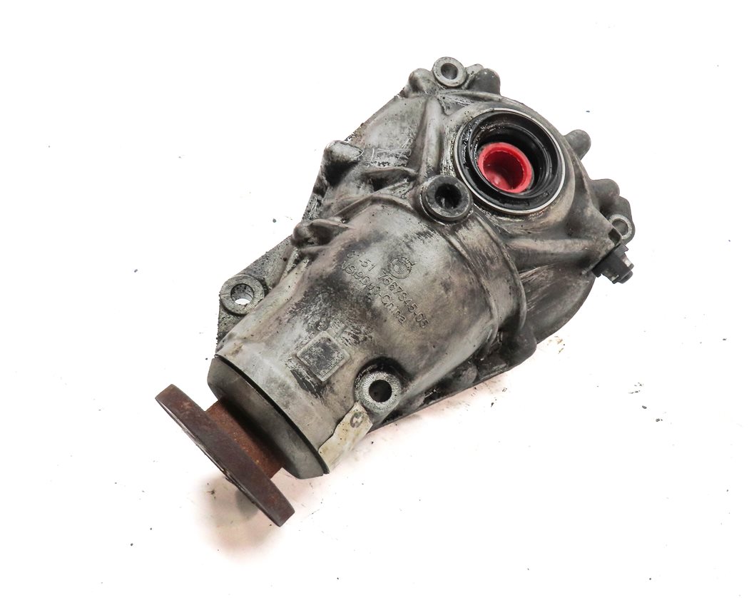 Thumbnail 1: 13-18 BMW 3 4 X5 X6 (F30 F32 F34 F15 F16) 2.0L 3.0L FRONT DIFFERENTIAL (3.15)