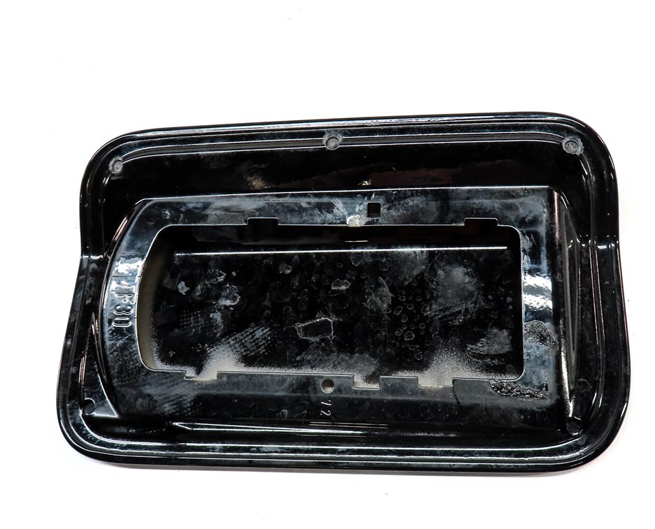Thumbnail 5: 13-18 BMW 3-SERIES M3 (F30) SEDAN FUEL TANK DOOR LID COVER TRIM (Black)