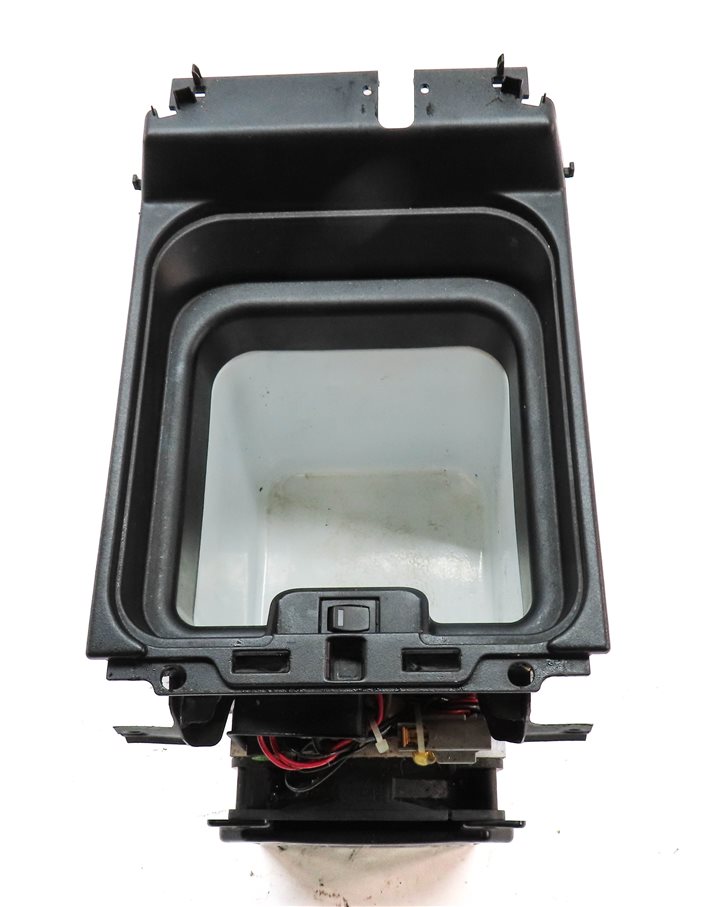 Thumbnail 4: 2006-2009 RANGE ROVER SPORT (L320) FRONT CONSOLE REFRIGERATOR COOLER INSERT